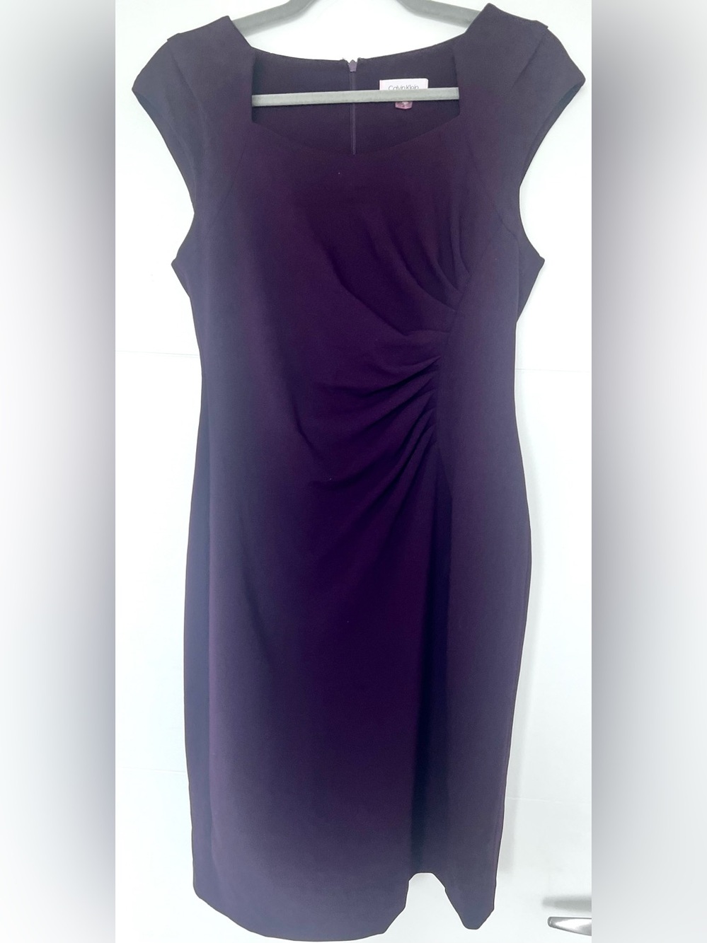 Calvin Klein Plum Cap Sleeve Starburst Ruched Sheath Dress Size 8